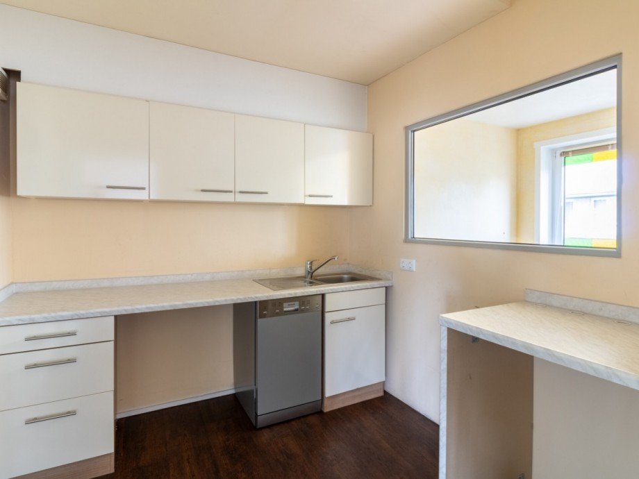 K�che mit angrenzendem Abstellbereich B�rofl�che Wedel