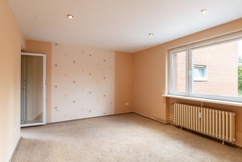 Schlafzimmer mit Balkonzugang Etagenwohnung Wedel