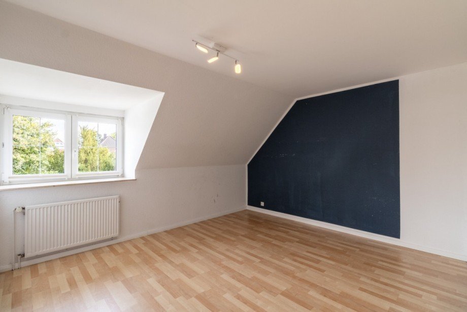 Zimmer II Doppelhaush�lfte Wedel