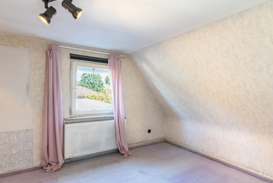 Zimmer II im Obergeschoss Einfamilienhaus Rellingen