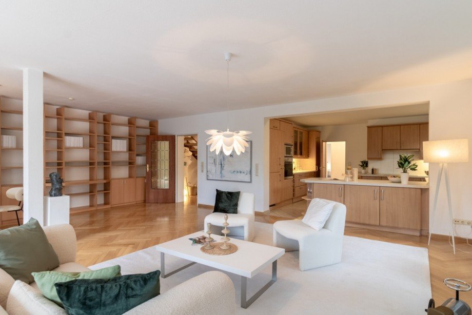Blick in Richtung K�che Maisonettewohnung Bremen